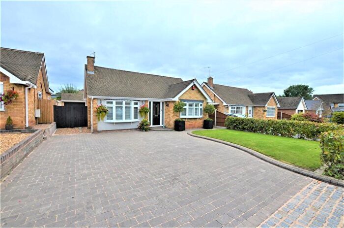 2 Bedroom Detached Bungalow For Sale In Wenger Crescent, Trentham, Stoke-On-Trent, ST4