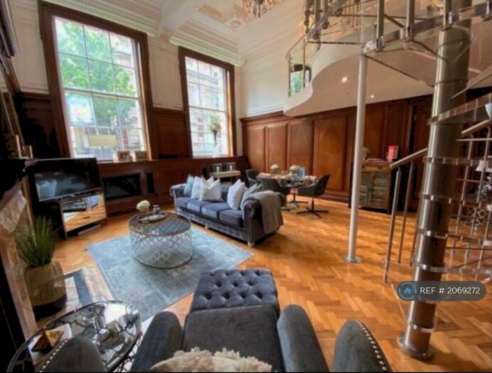2 Bedroom Flat To Rent In Mount Stuart Square, Cardiff, CF10