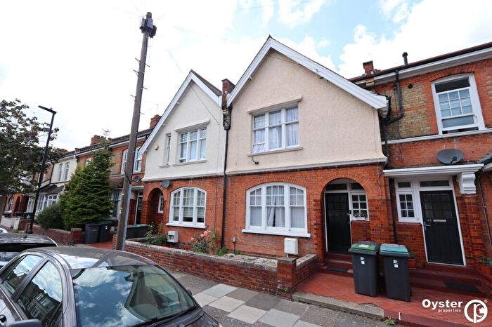 4 Bedroom Terraced House To Rent In Russell Avenue, London, N22