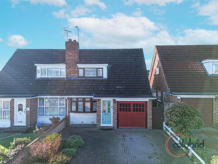 2 Bedroom Semi Detached House For Sale In Morley Hill, Stanford-le-Hope, SS17