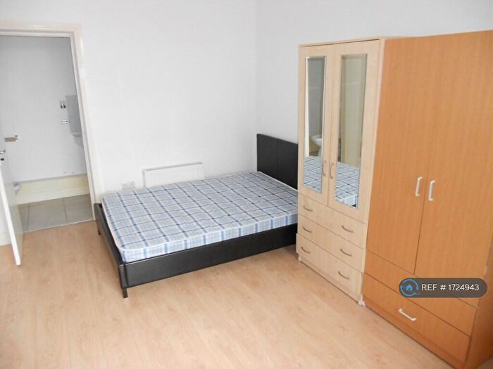 Studio To Rent In Coventry, Coventry, CV2