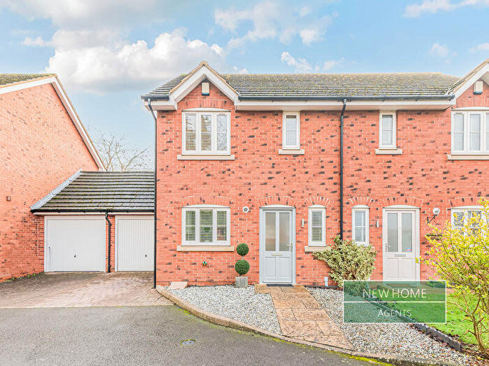 3 Bedroom Semi Detached House For Sale In The Beeches Burbage, Hinckley, LE10