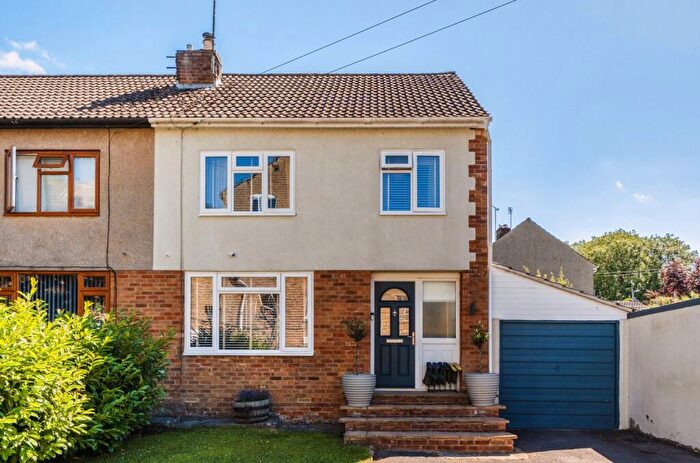 3 Bedroom Semi Detached House For Sale In Park Hill Drive, Frome, Somerset, BA11