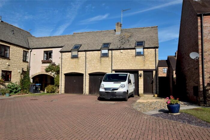 1 Bedroom End Of Terrace House To Rent In Idbury Close, Witney, Oxfordshire, OX28