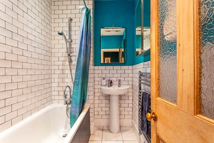 1 Bedroom Flat For Sale In Gladstone Terrace, Brighton, BN2