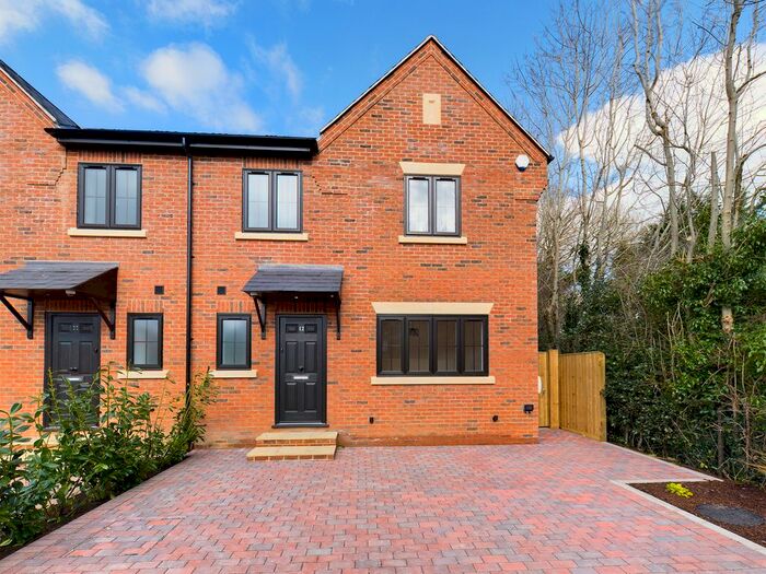 4 Bedroom Semi-Detached House To Rent In The Coppice, Stokenchurch, High Wycombe, HP14