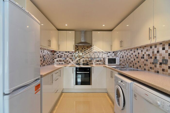 1 Bedroom Flat To Rent In Cunningham Pl, St Johns Wood, NW8