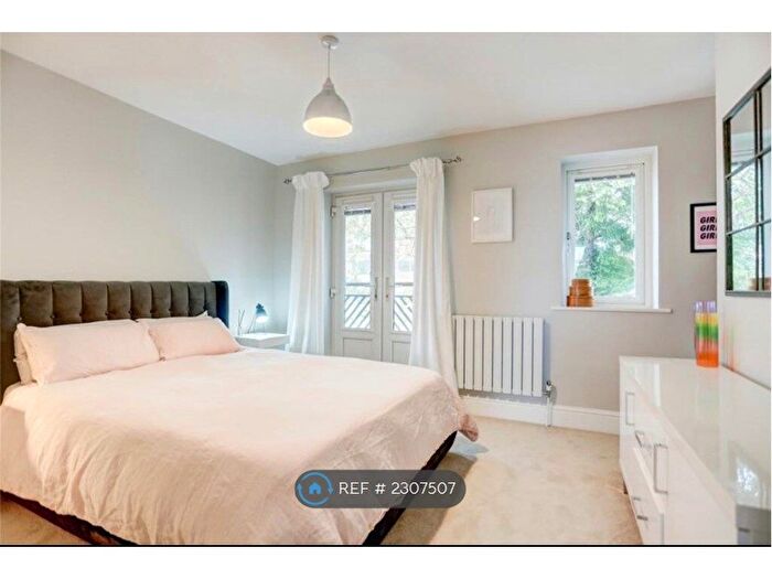 4 Bedroom Terraced House To Rent In The Upper Drive, Hove, BN3