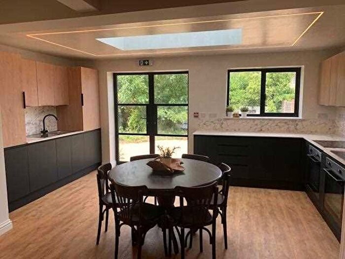 6 Bedroom Semi-Detached House To Rent In Alberton Road, Bristol, Bristol, BS16