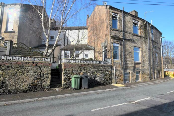 2 Bedroom Semi-Detached House To Rent In Britannia Road, Milnsbridge, Huddersfield, HD3