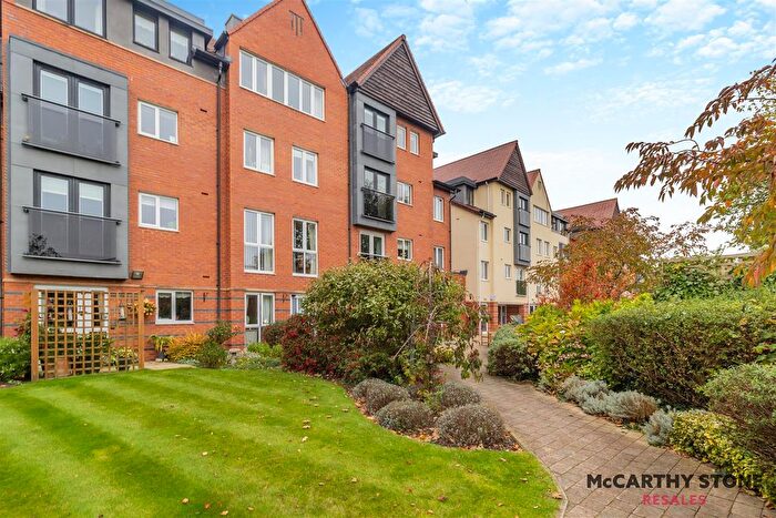 1 Bedroom Flat For Sale In Brunlees Court, - Cambridge Road, Southport, PR9