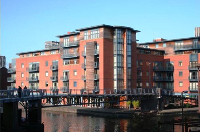 1 Bedroom Flat To Rent In Canal Wharf, Waterfront Walk, Birmingham, B1
