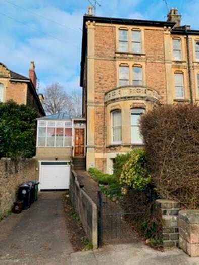 1 Bedroom Flat To Rent In Beaufort Road, Clifton, Bristol, BS8