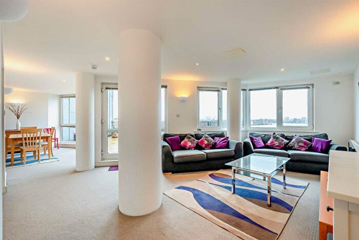 2 Bedroom Flat To Rent In New Atlas Wharf, Westferry Road, E14