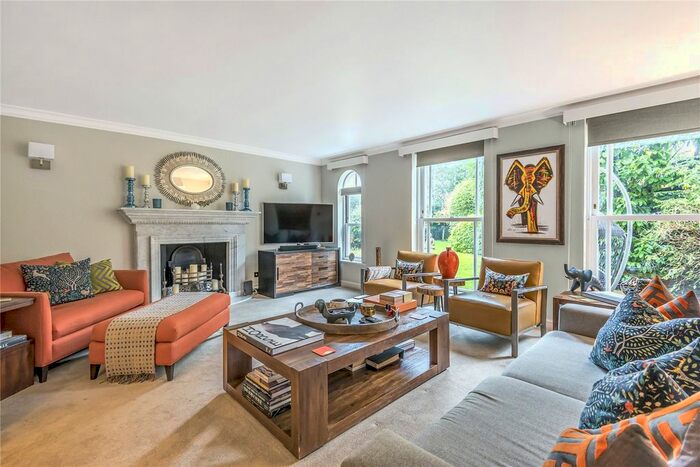 3 Bedroom Detached House To Rent In Middle Hill, Egham, Surrey, TW20