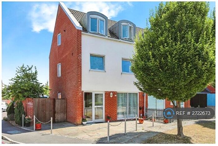 4 Bedroom Semi-Detached House To Rent In Malden Way, Eynesbury, St. Neots, PE19