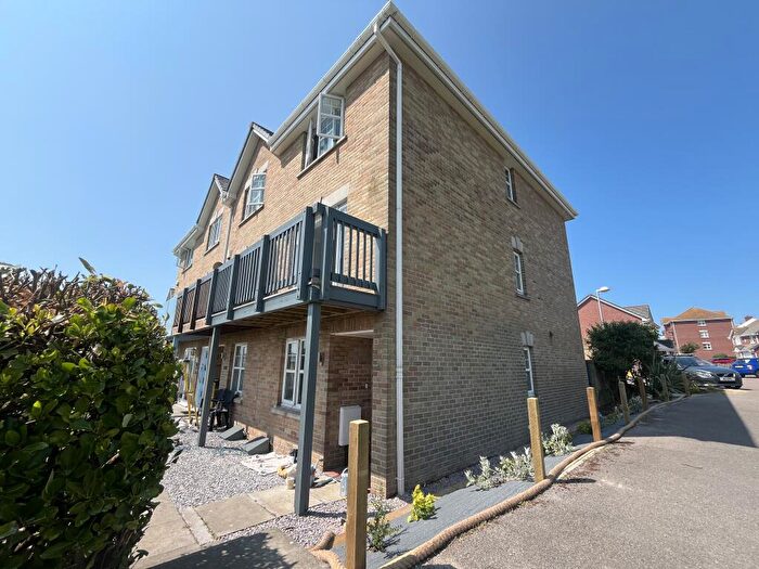 4 Bedroom House To Rent In Dowman Place - Wyke Regis, DT4