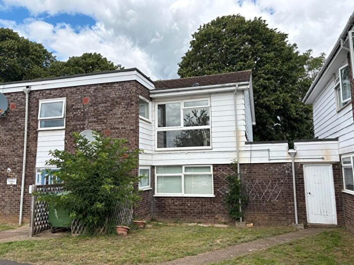 2 Bedroom Flat To Rent In Ramsons Way, Abingdon, OX14