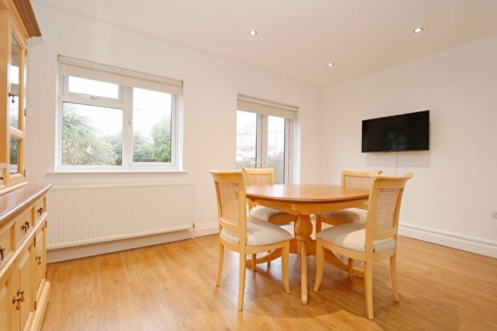 2 Bedroom Semi-Detached Bungalow For Sale In Woodfield Road, Hadleigh, Essex, SS7