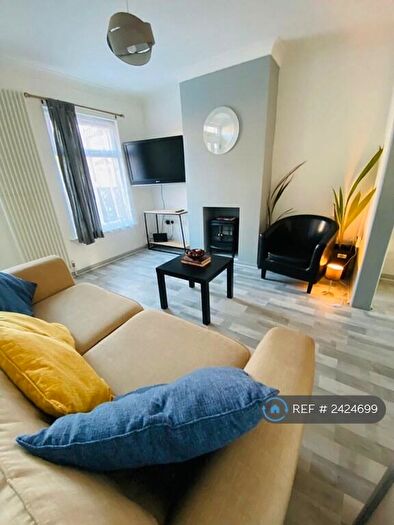 2 Bedroom Terraced House To Rent In Bostall Lane, London, SE2