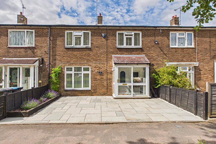 3 Bedroom Terraced House For Sale In Mercury Walk, Hemel Hempstead, HP2