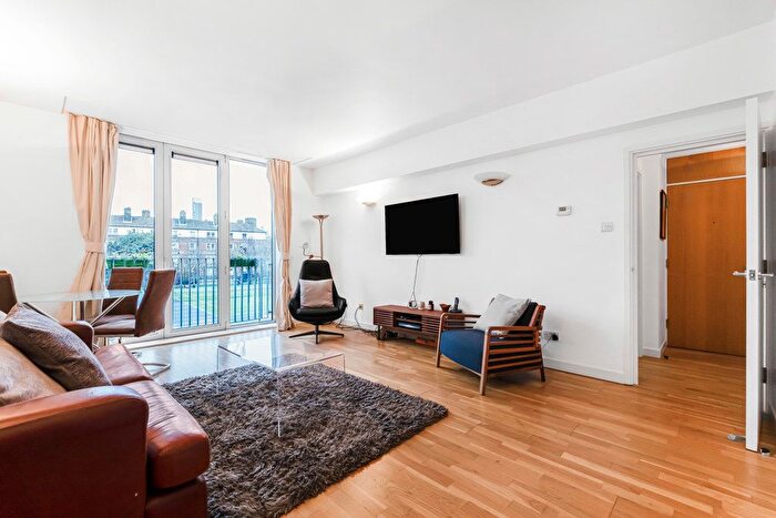 2 Bedroom Flat For Sale In Bermondsey Street, London, SE1