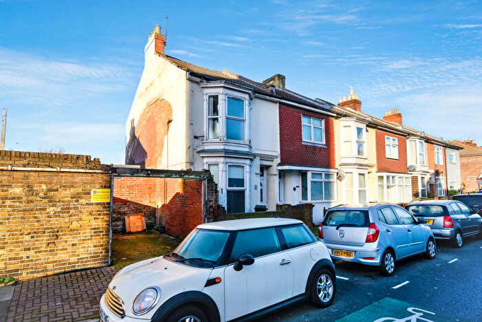 3 Bedroom End Of Terrace House For Sale In Francis Avenue, Southsea, Hampshire, PO4