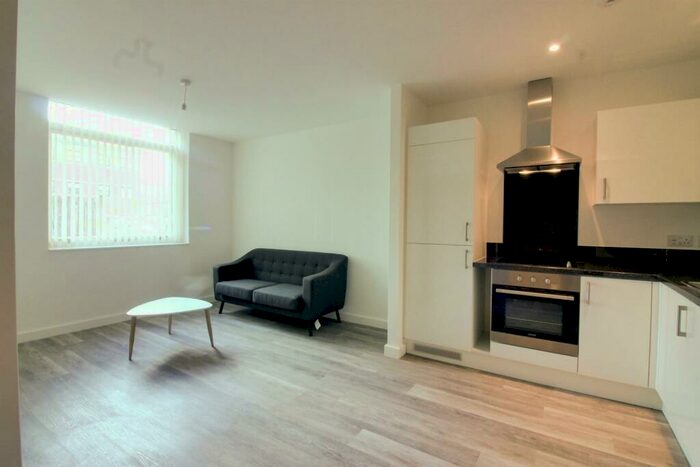 1 Bedroom Apartment To Rent In John Street, Stockport, SK1
