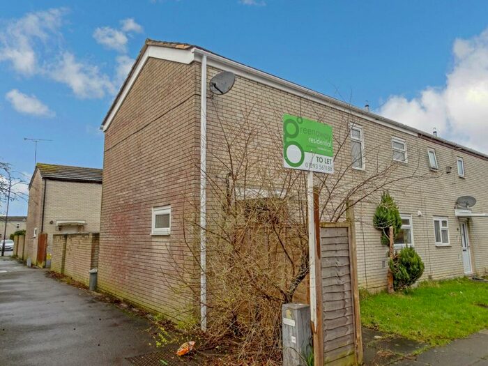 3 Bedroom End Of Terrace House To Rent In Breydon Walk, Furnace Green, Crawley, West Sussex, RH10