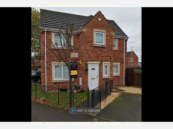 3 Bedroom Semi-Detached House To Rent In Catherine Way, Newton-Le-Willows, WA12