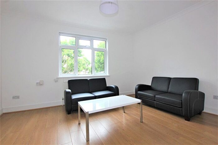 1 Bedroom Flat To Rent In Parkway, Camden, London, NW1