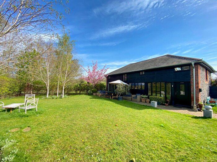 4 Bedroom Barn Conversion To Rent In Lackford Barns, Lackford, Bury St Edmunds, IP28