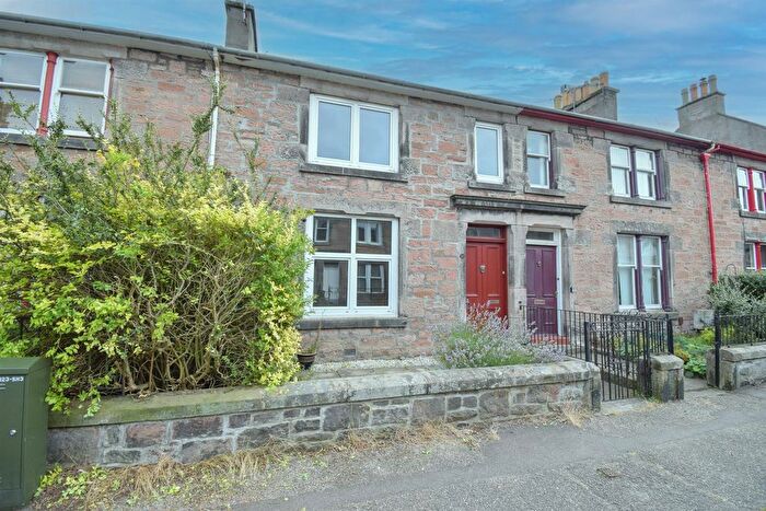 3 Bedroom Terraced House For Sale In Denny Street, Inverness, IV2
