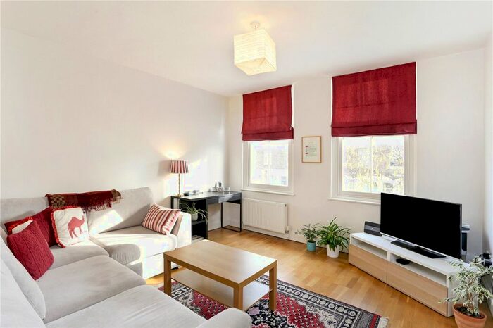1 Bedroom Flat To Rent In Ellerslie Road, Shepherds Bush, London, W12