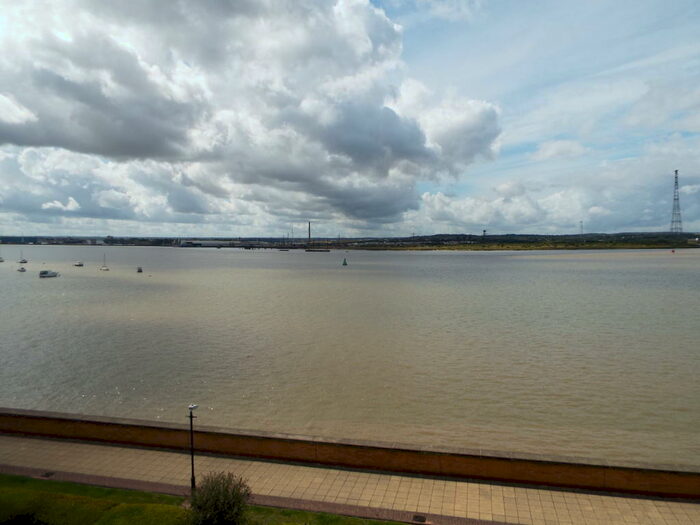 2 Bedroom Flat To Rent In Grays, Essex, RM17