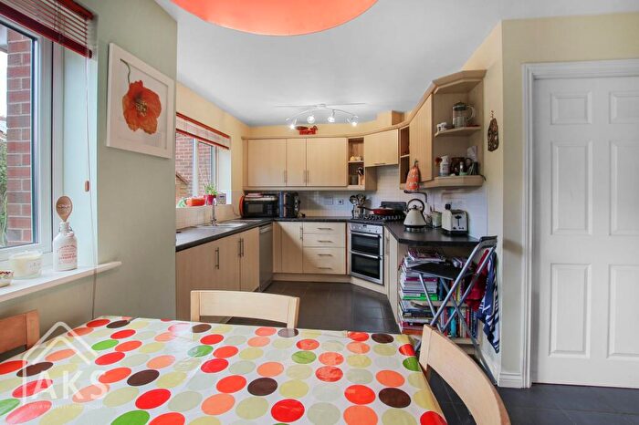 4 Bedroom Detached House For Sale In Old Station Close, Etwall, DE65