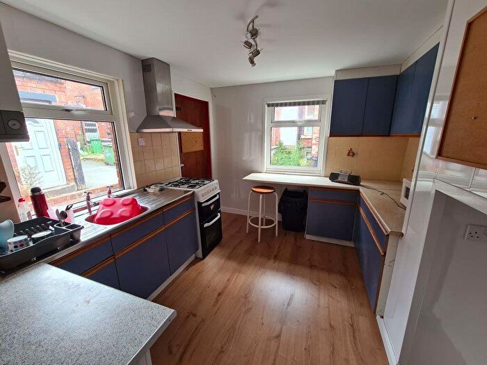 5 Bedroom House To Rent In Norwood Terrace, Leeds, LS6