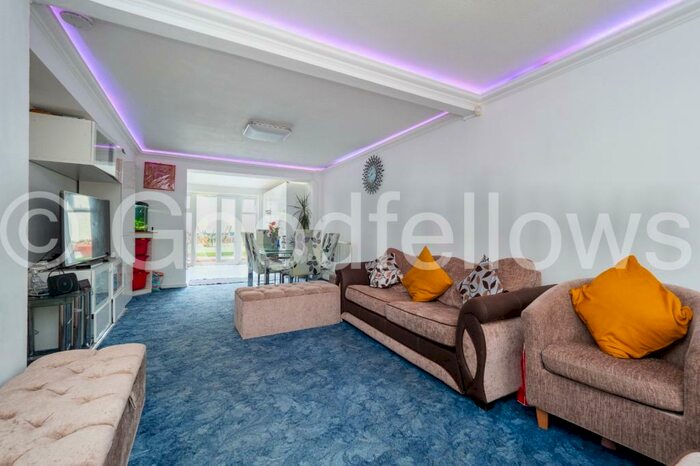 4 Bedroom End Of Terrace House To Rent In Kimpton Road, Sutton, Surrey, SM3