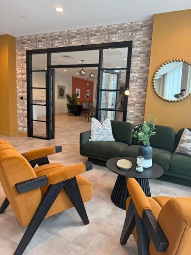 2 Bedroom Apartment For Sale In Birmingham, B5