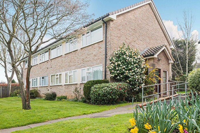 2 Bedroom Maisonette For Sale In Lansdown Road, Sidcup, DA14