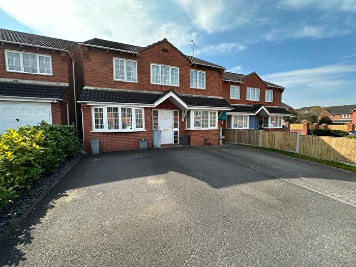 4 Bedroom Detached House For Sale In Thompson Close, Swadlincote, DE11