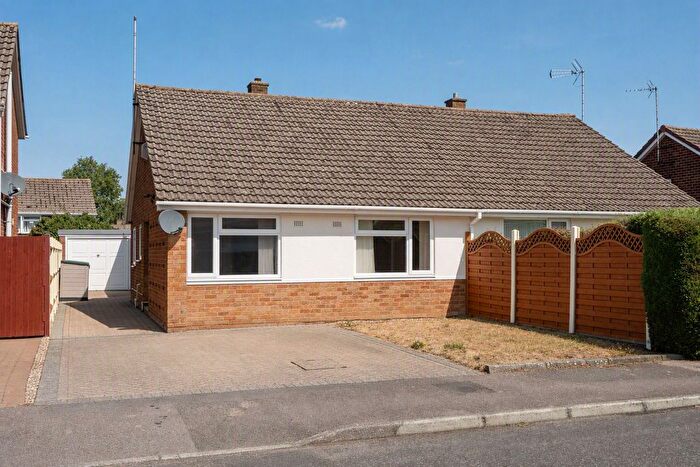 3 Bedroom Bungalow For Sale In Pembroke Road, Cheltenham, Gloucestershire, GL51