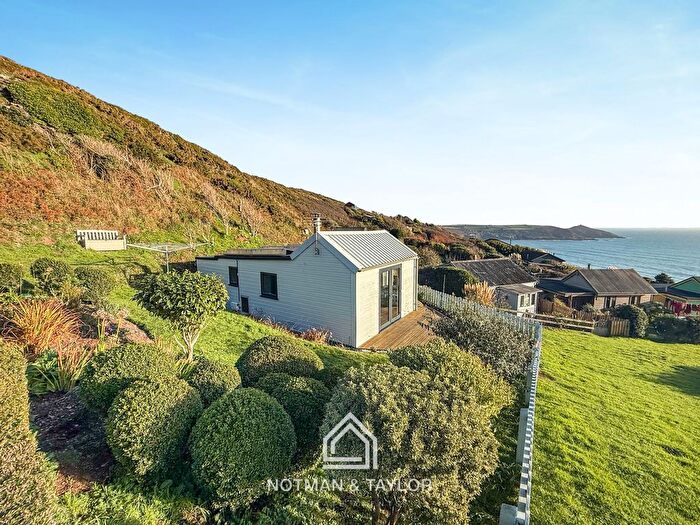 2 Bedroom Chalet For Sale In The Meadow, Tregonhawke, PL10