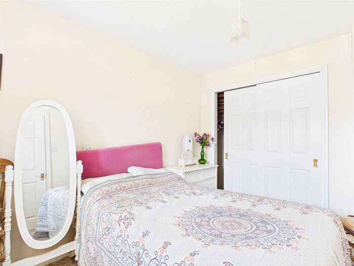 1 Bedroom Bungalow For Sale In Ermin Park, Brockworth, Gloucester, Gloucestershire, GL3