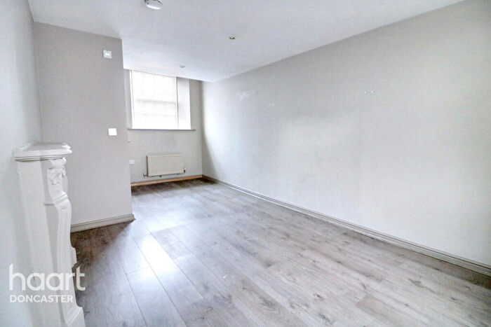 2 Bedroom Barn Conversion For Sale In Stable Gardens, Sprotbrough, Doncaster, DN5