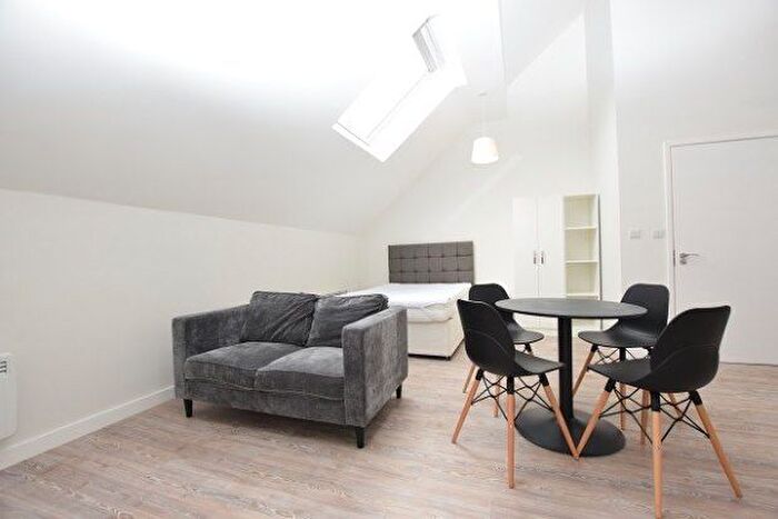 Studio To Rent In Acorn Street, Sheffield, S3