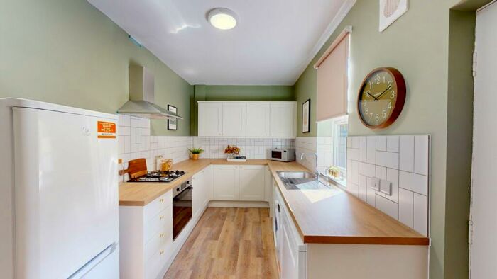 5 Bedroom House To Rent In Cardigan Terrace, NE6