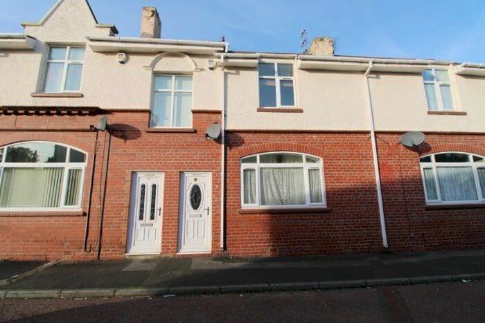 2 Bedroom Property To Rent In Helmsdale Avenue, Gateshead NE10