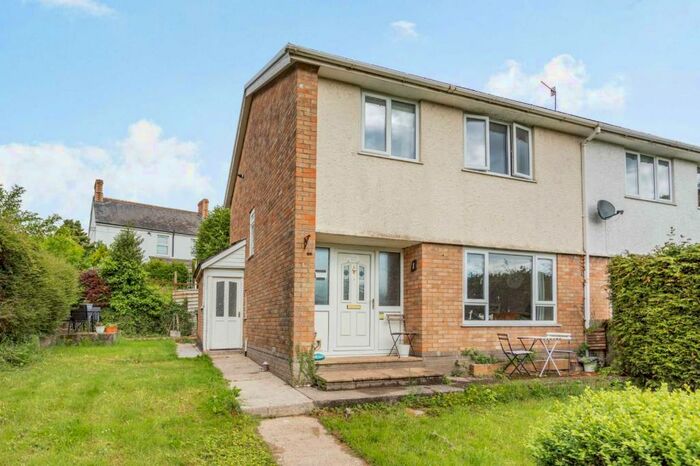 3 Bedroom Semi-Detached House For Sale In Brynhyfryd Close, Little Mill, NP4