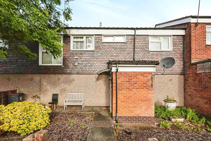 1 Bedroom Maisonette For Sale In Sommerfield Road, Woodgate Valley, Birmingham, B32
